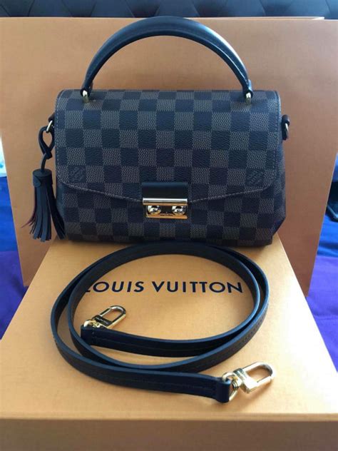 จะซื้ออะไรระหว่าง Lv กับ Gucci 